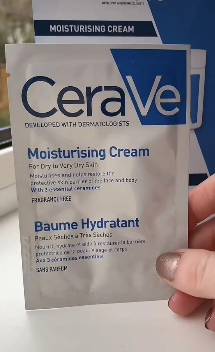 CeraVe Moisturising Cream - review image