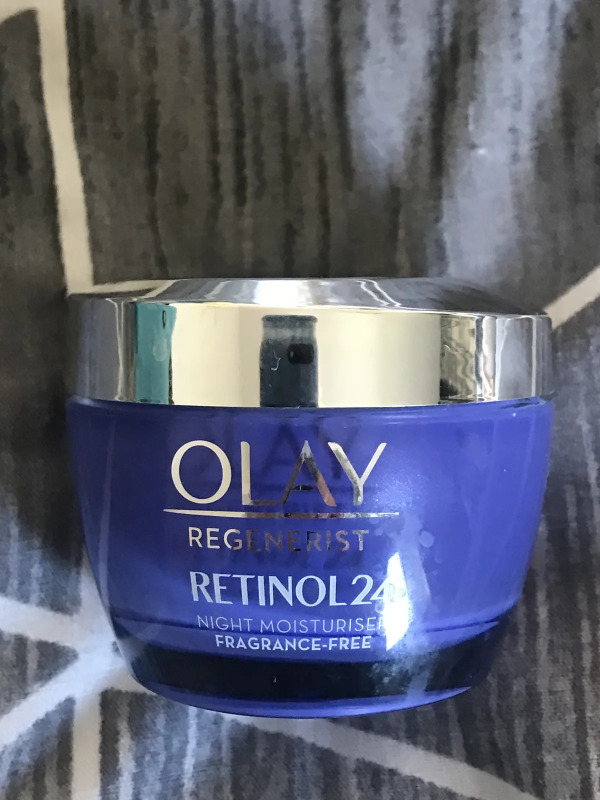 Olay Retinol24 Oogcreme - review image