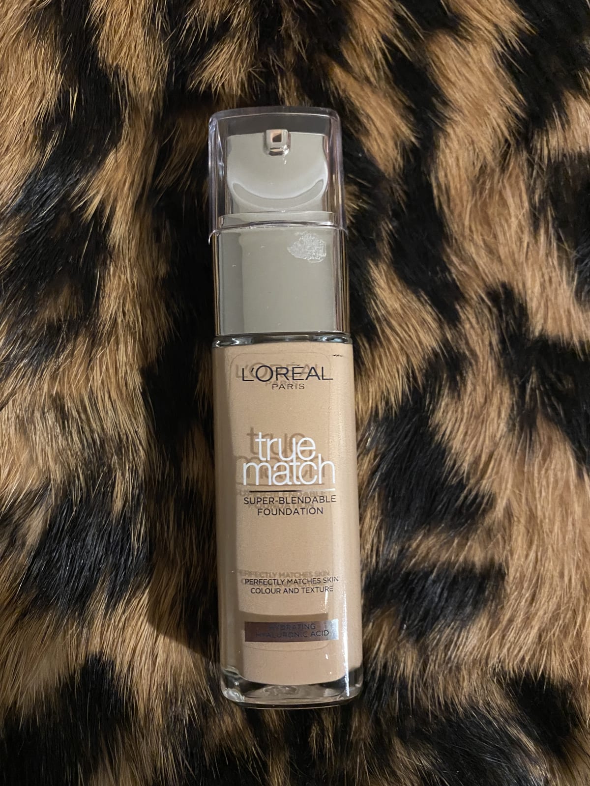 L’Oréal Paris - Accord Parfait Foundation - 6N  - Natuurlijk Dekkende Foundation met Hyaluronzuur en SPF 16 - 30 ml - review image