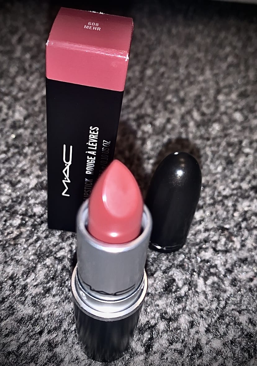 MAC Retro Matte Lipstick - review image