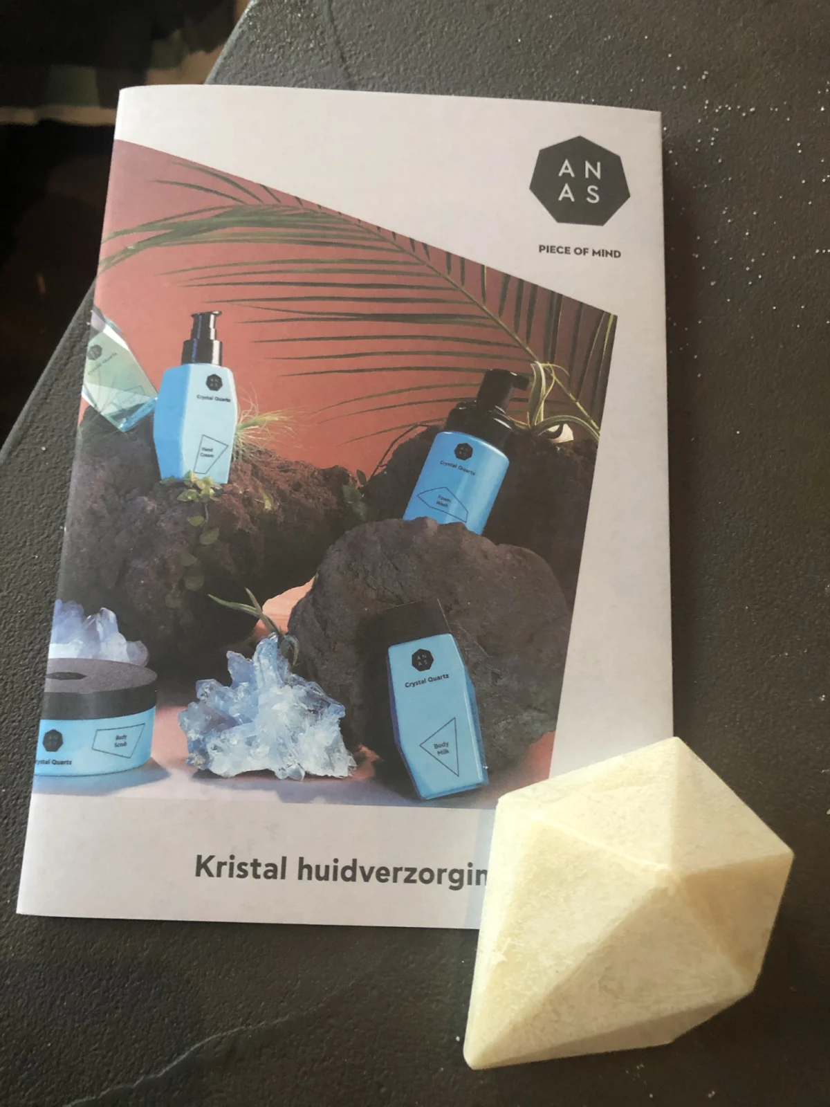 ANAS Crystal Soap - 125 GRAM - Zeep - Kristal - Edelsteen - Bergkristal - Vegan - Holistische Zeep - Werkt kalmerend - review image