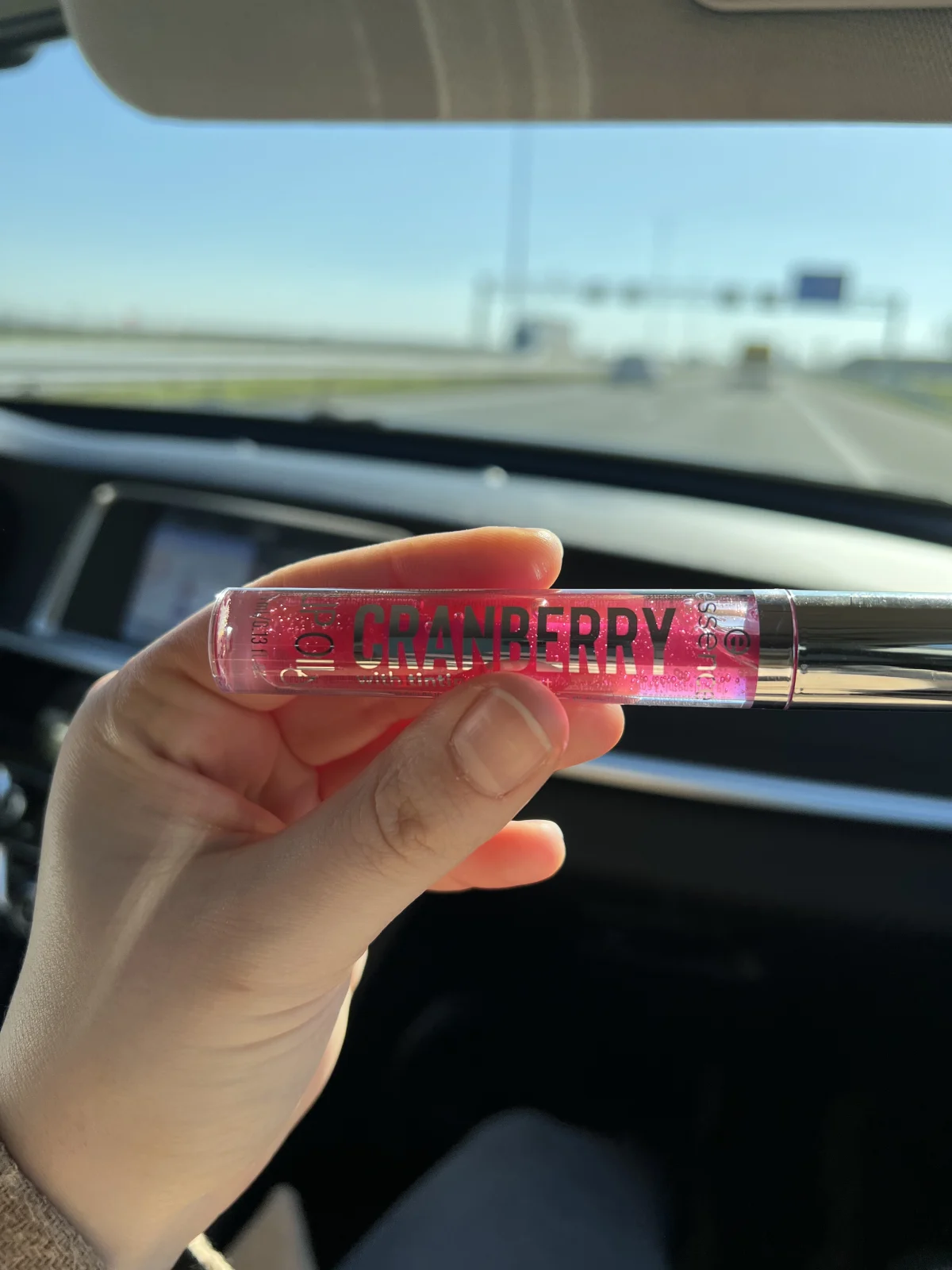 01 Cranberry Lip Oil - review image