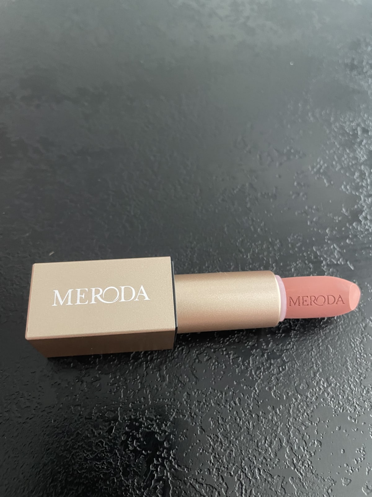 Velvet Dream Lipstick - review image