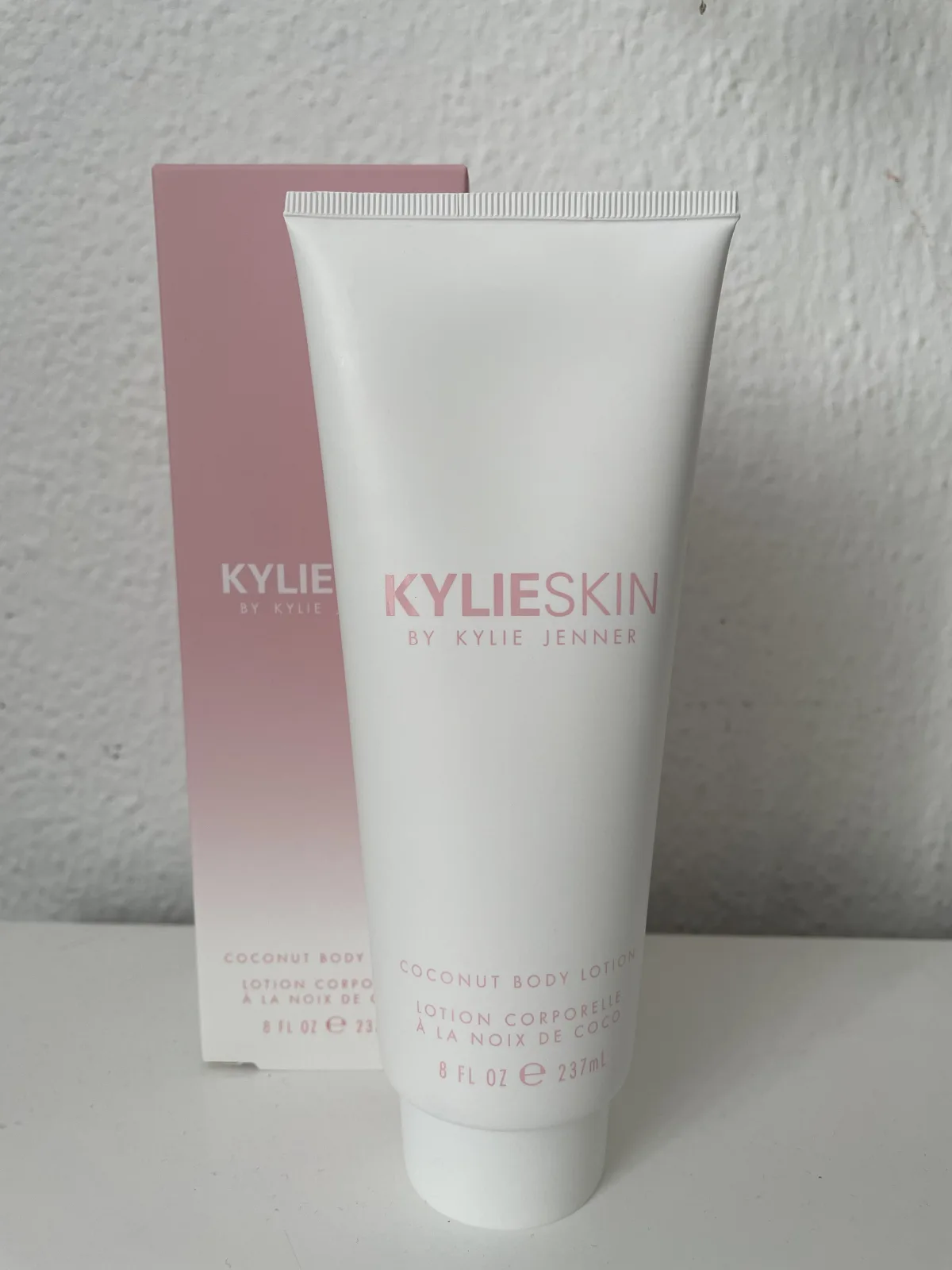 KYLIE SKIN Coconut - review image