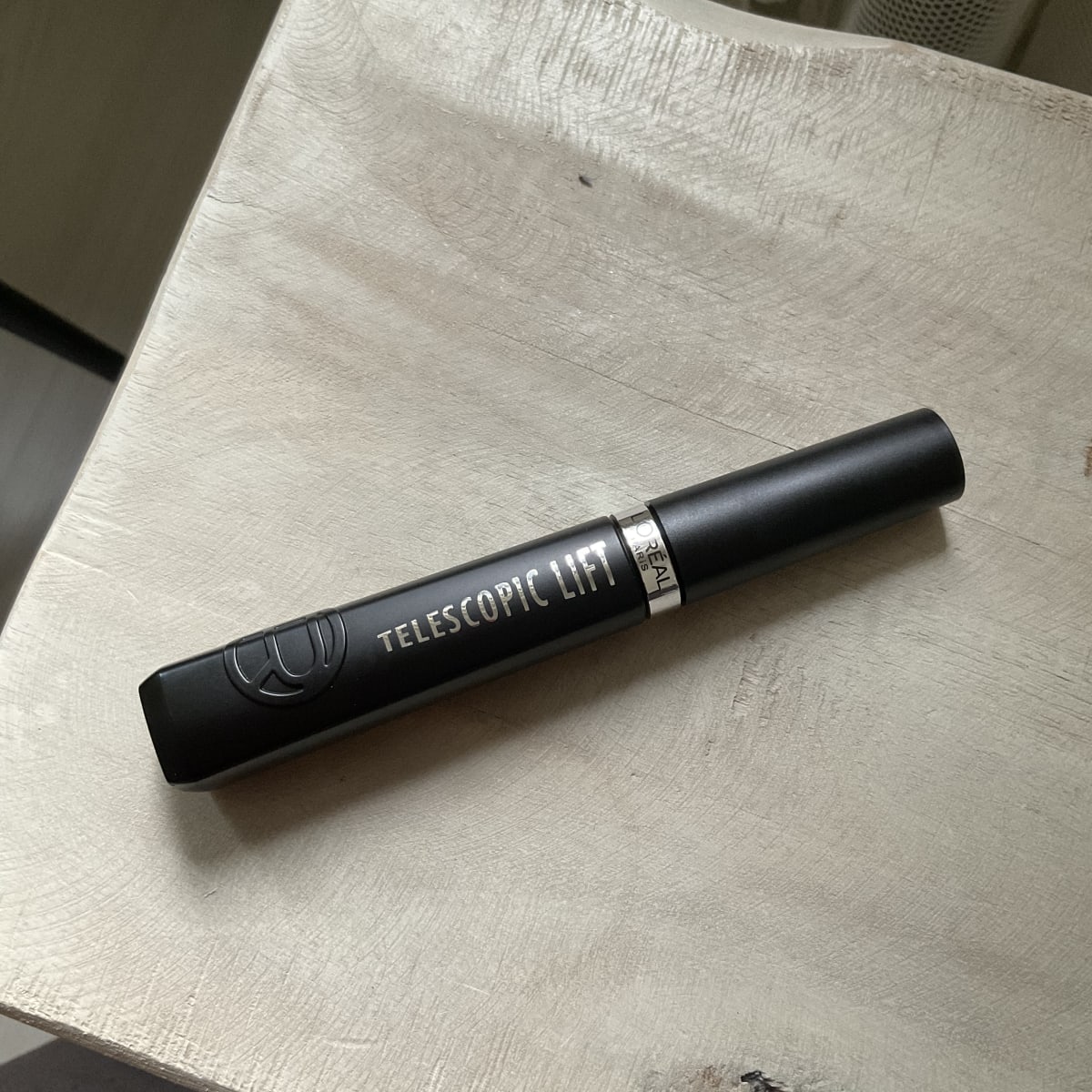 L'Oréal Paris – Telescopic Lift Mascara – Lift Extra Black - Mascara voor lange, gelifte wimpers en volume – 9,9ML - review image