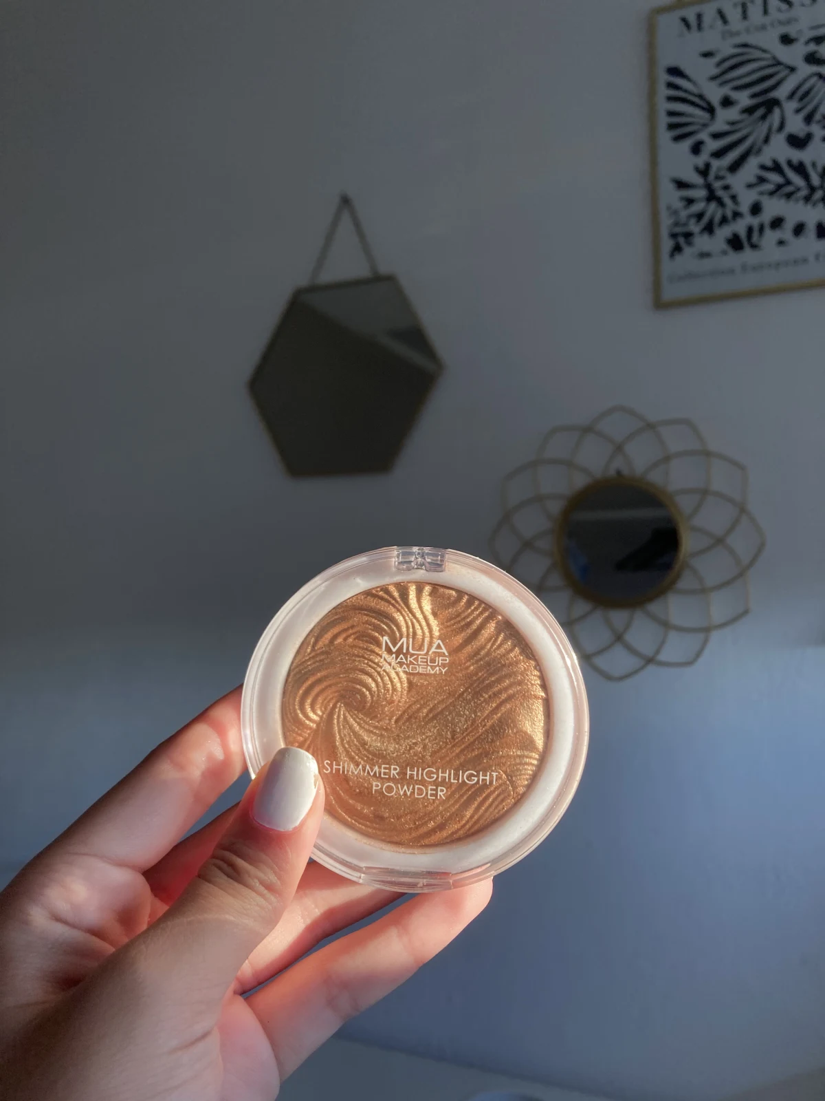 MUA Shimmer Highlight Powder - Peach Diamond - review image