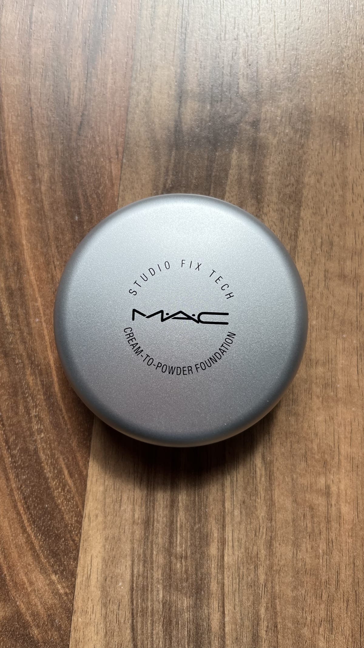 MAC Studio Fix Tech Cream-to-Powder - review image