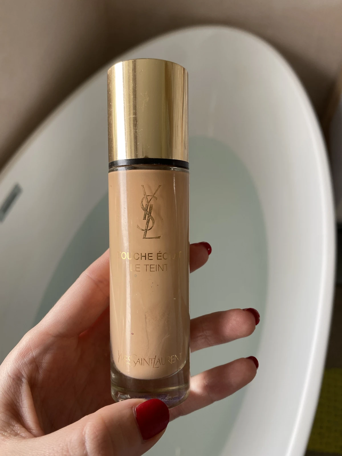 Yves Saint Laurent Touche Éclat Blur - review image