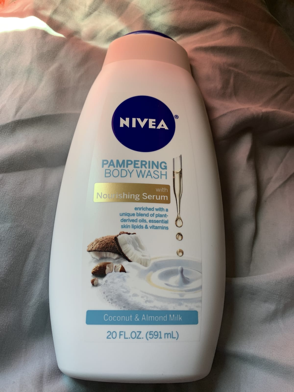 NIVEA Douche Crème Care & Coconut - Zijdezacht & Kokosgeur - Extra Verzorging Voor De Huid - 250ml - review image