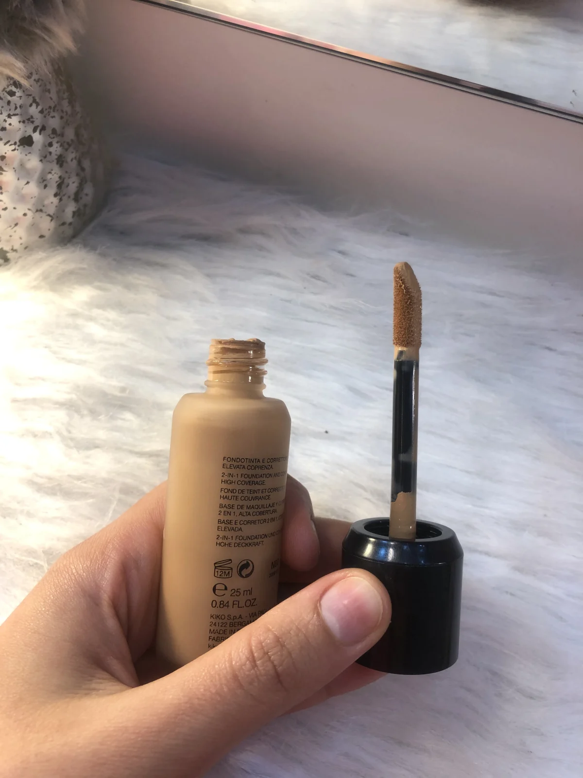 KIKO Milano Full Coverage 2-in-1 Foundation and Concealer 25ml (Various Shades) - 01 Neutral - review image