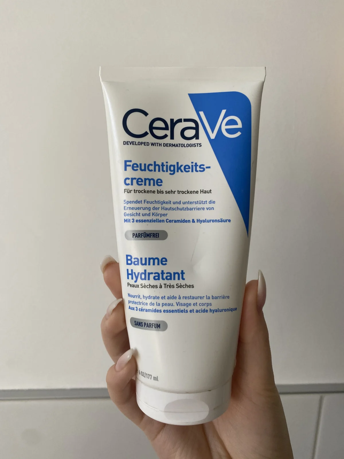 CeraVe Moisturising Cream - review image