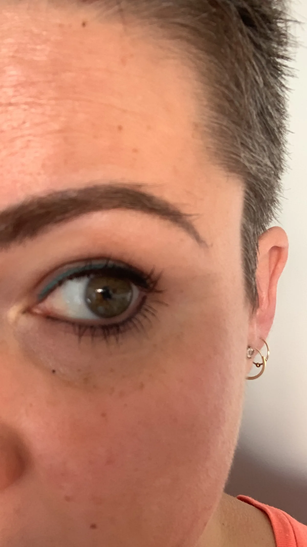 100% Waterproof Mascara - review image