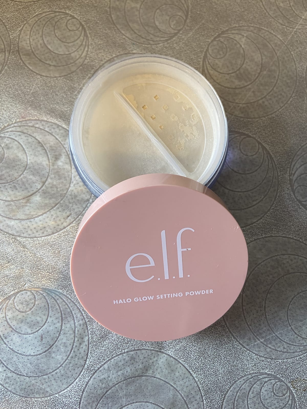 e.l.f. Cosmetics Halo Glow Setting - review image