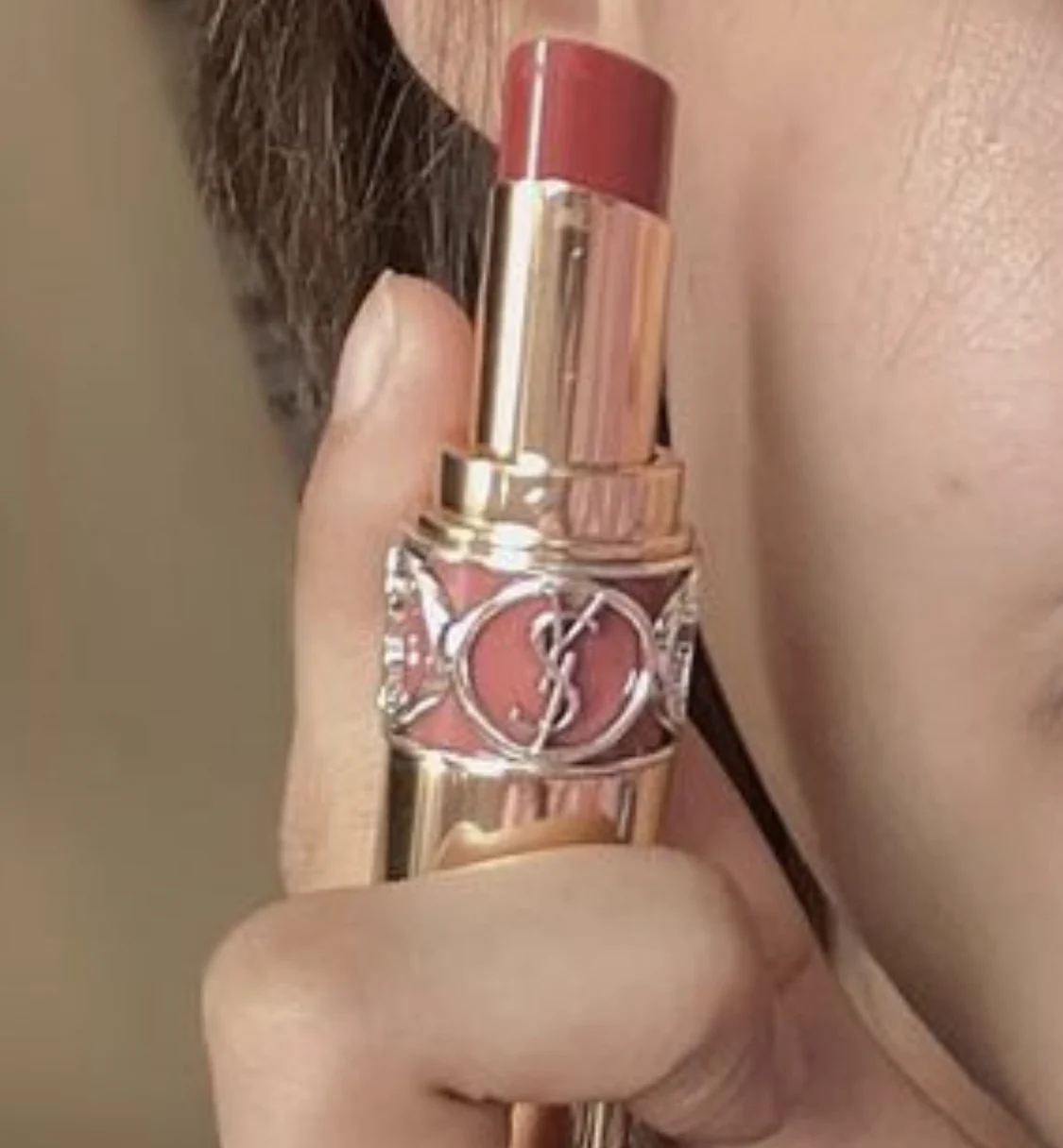 Yves Saint Laurent Rouge Volupté Lipstick  st - review image