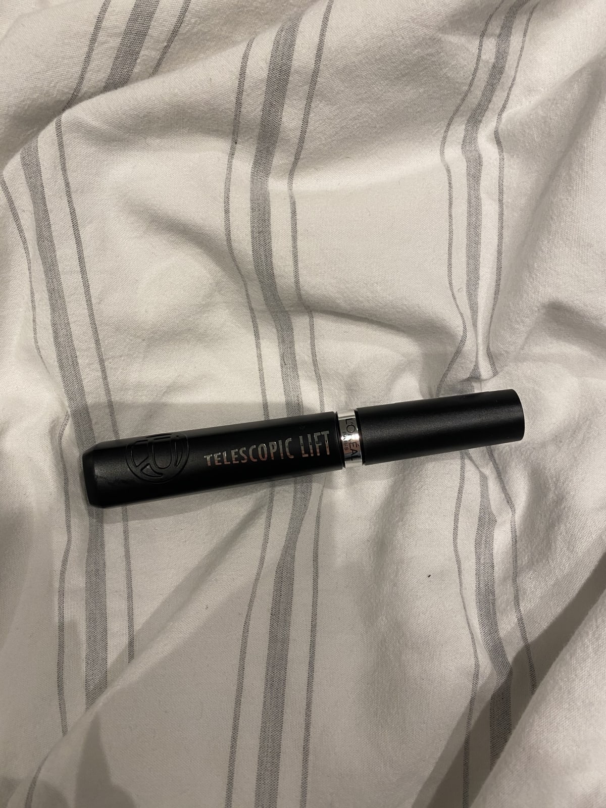 L'Oréal Paris – Telescopic Lift Mascara – Lift Extra Black - Mascara voor lange, gelifte wimpers en volume – 9,9ML - review image