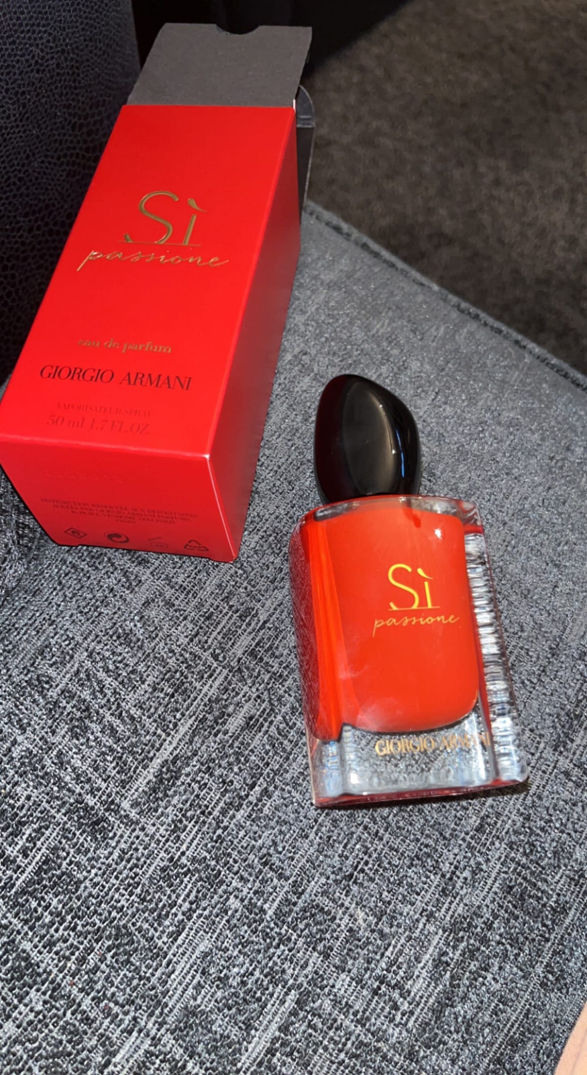 Armani Sì Passione Intense Eau de Parfum - review image