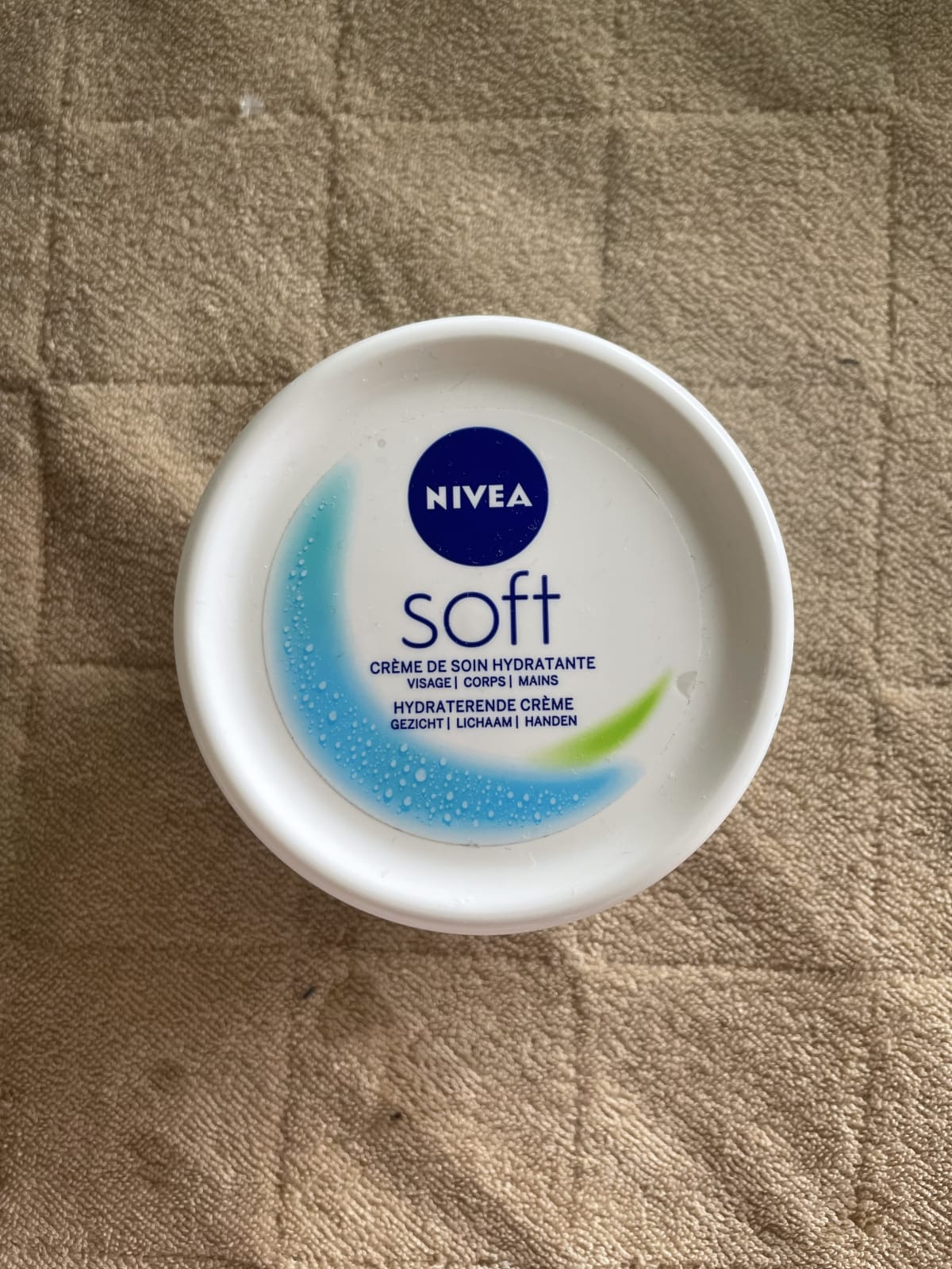 NIVEA Soft Hydraterende Creme Pot 300 ml - review image