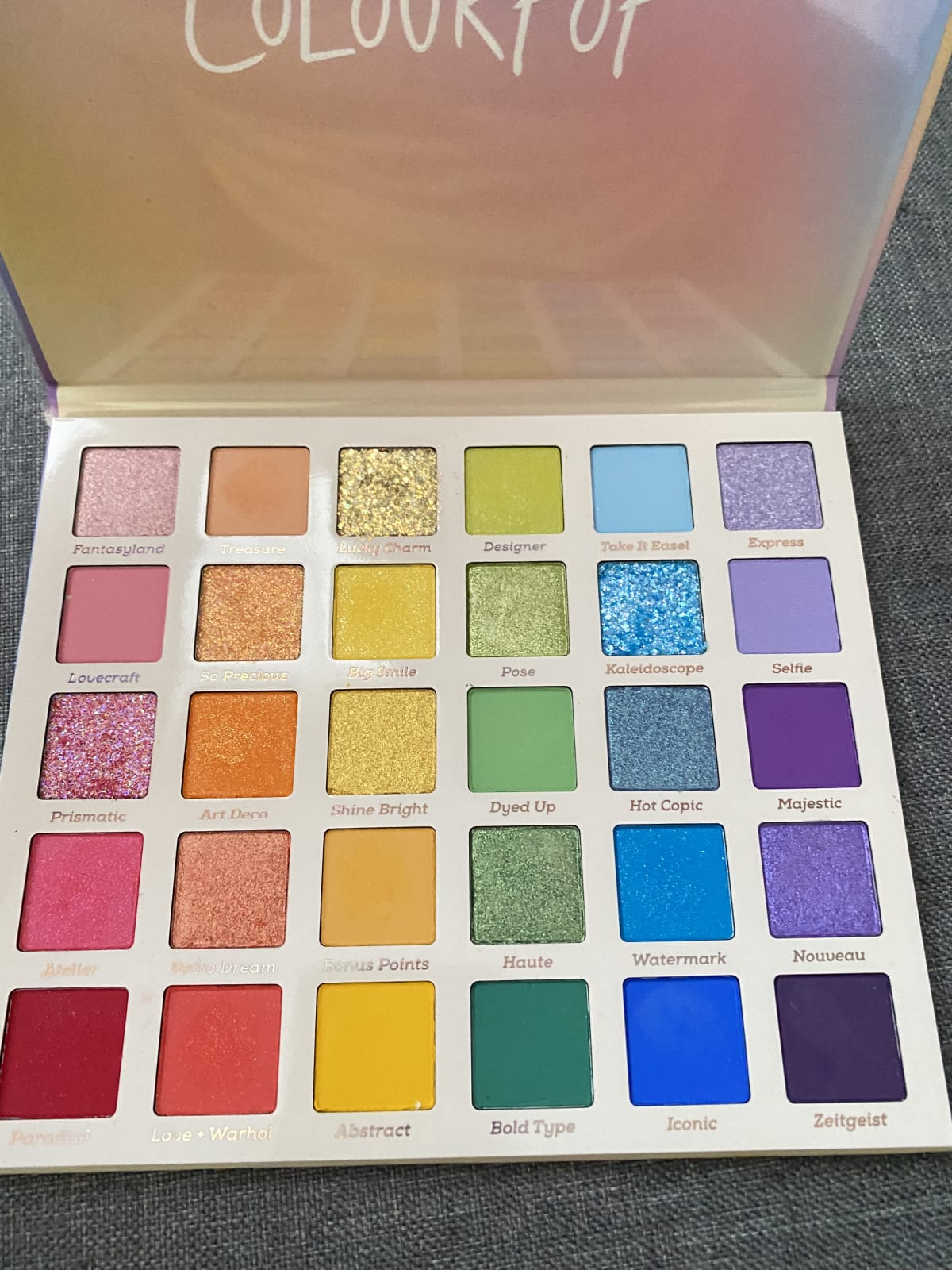 Fade Into Hue Eyeshadow Palette - review image