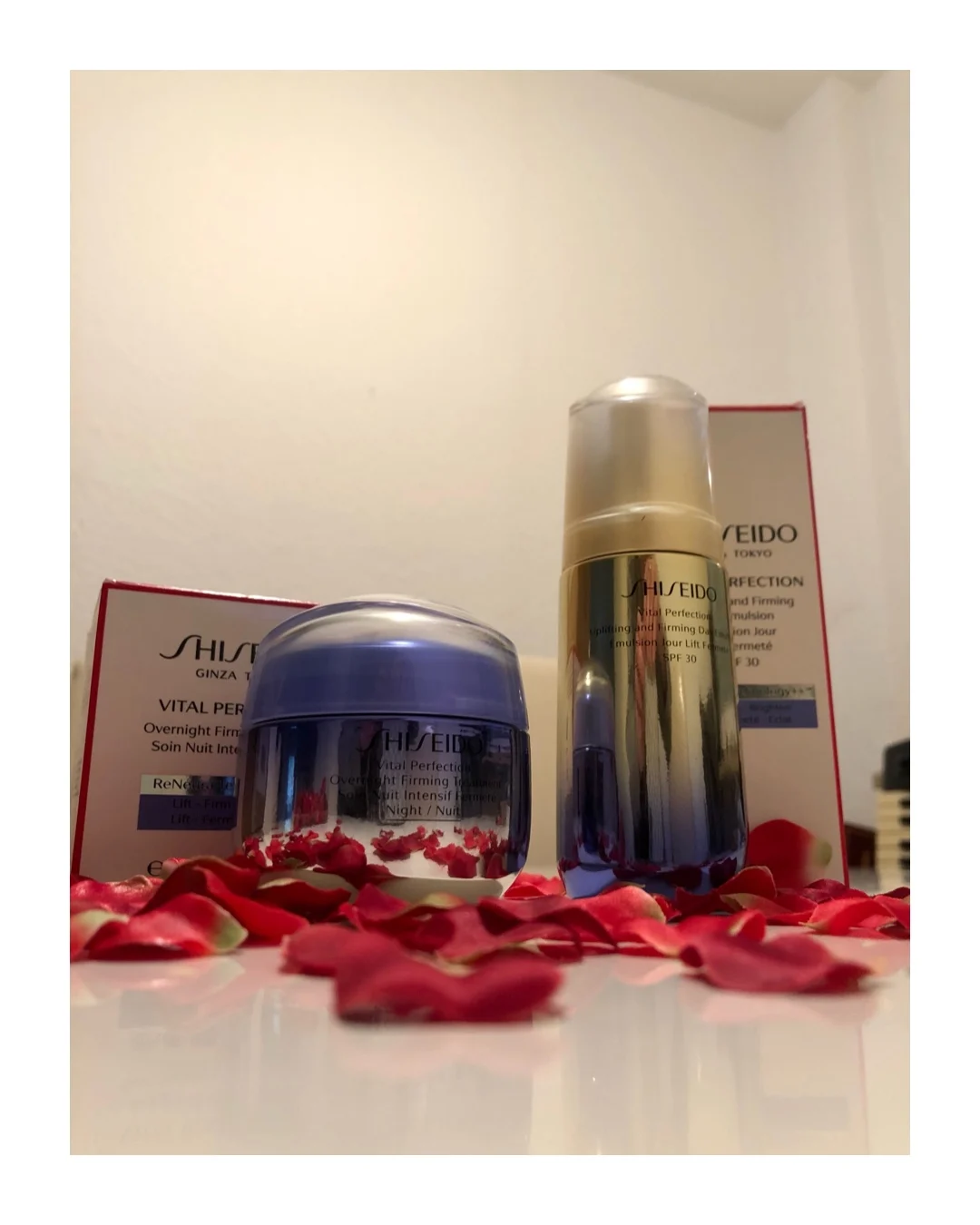 Uplifting and Firming Cream - review image