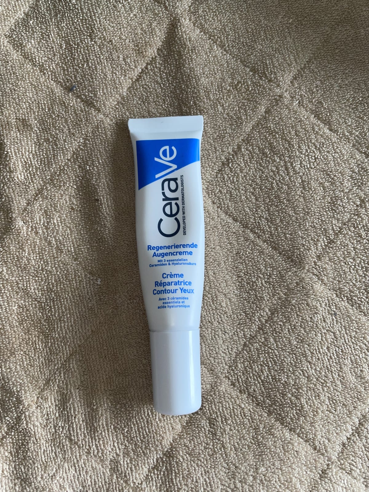 CeraVe - Oogcrème - tegen wallen en donkere kringen - 14ml - review image