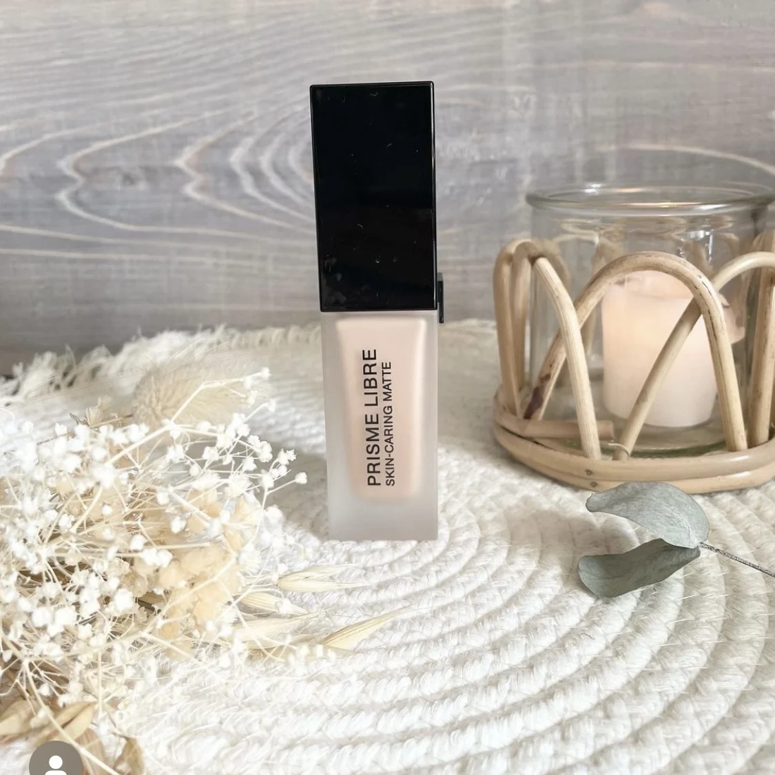 Prisme Libre Skin Caring Glow Matte - foundation - review image