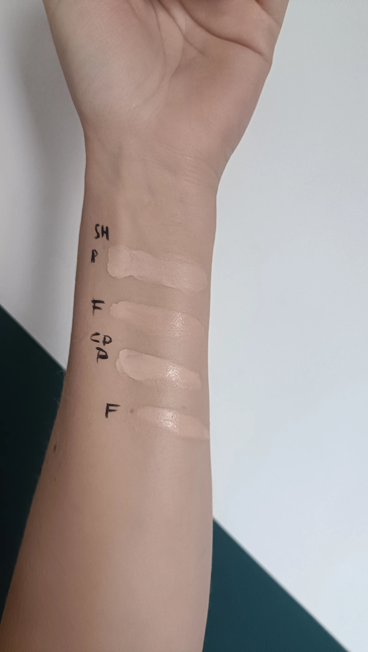 Skinfinite Hydrating Foundation - review image