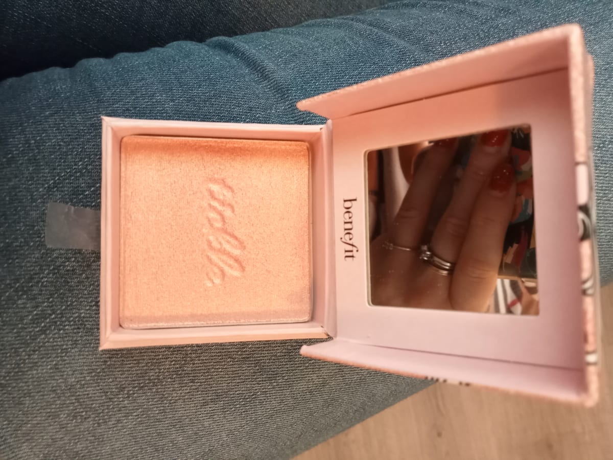 Benefit Bronzer & Blush Collection Tickle Highlighter Powder - review image