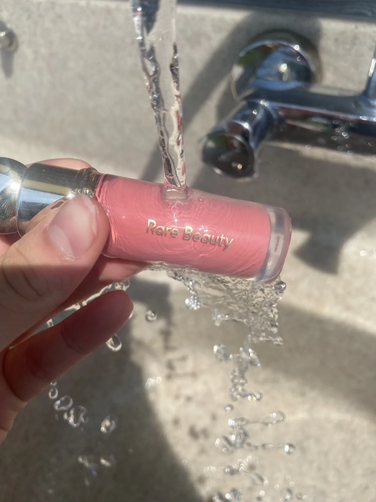 Soft Pinch Liquid Blush - review image