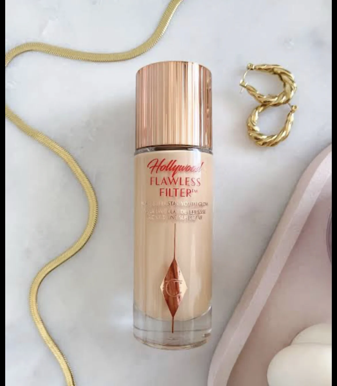 Hollywood Flawless Filter - primer, highlighter & corrector - review image