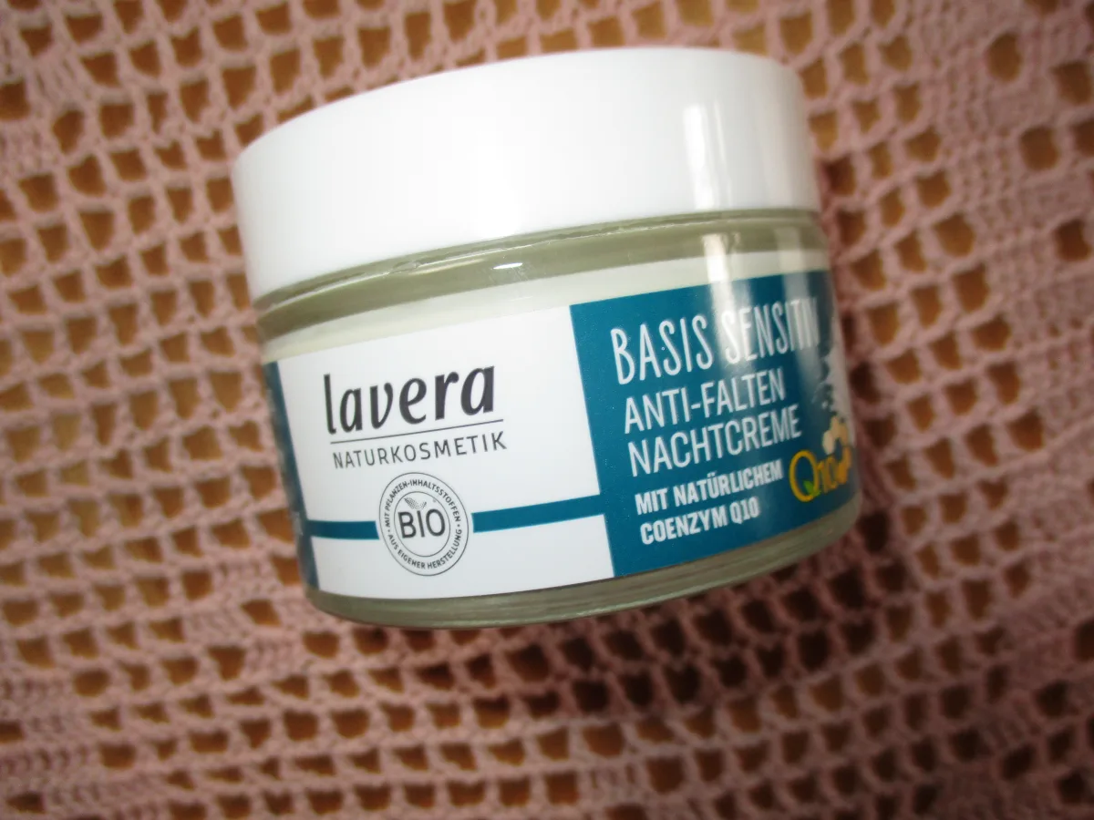 Antifalten Nachtcreme Basis Sensitive Anti-Wrinkle Night Cream Q10 - review image