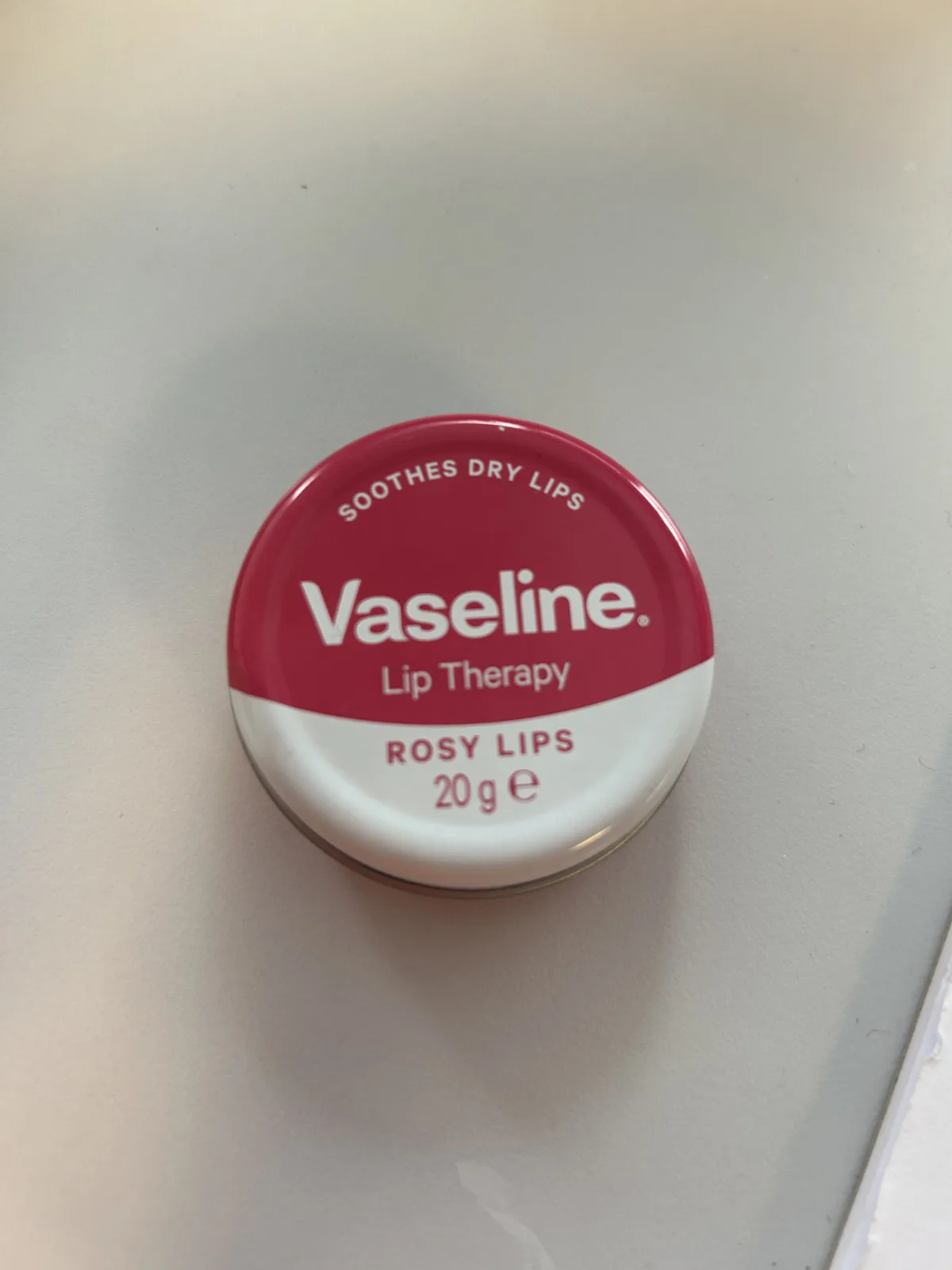 Vaseline - Lip Therapy Original Tin - Aloë Vera Lipbalm - Lip Care 20 g - review image