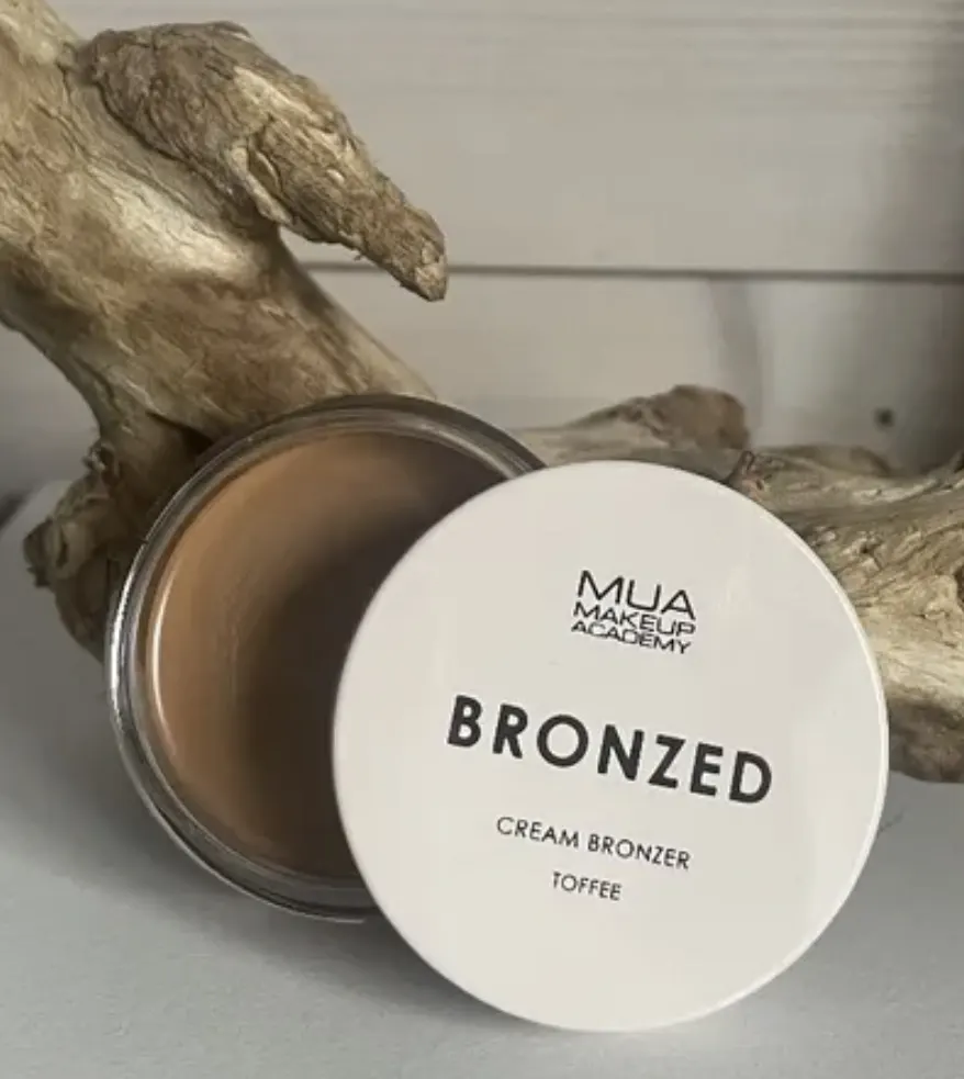 Bronzed Cream Bronzer - review image