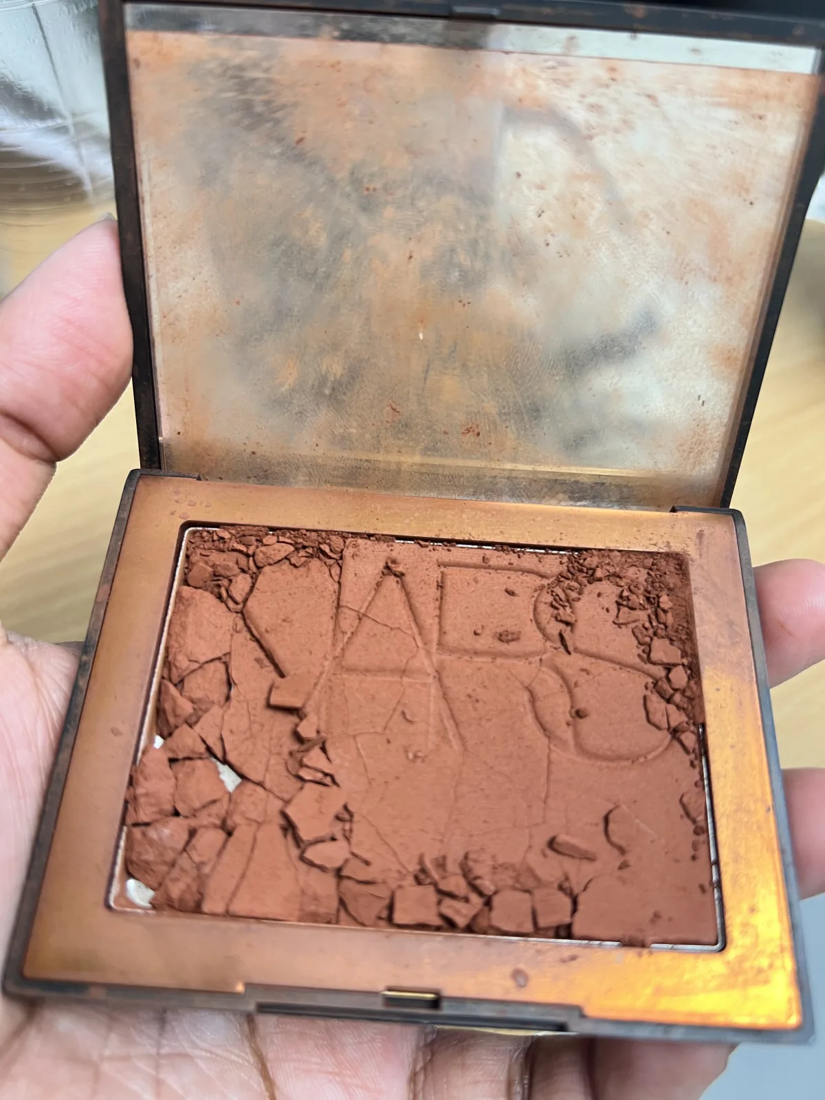 LAGUNA BRONZING POWDER - review image