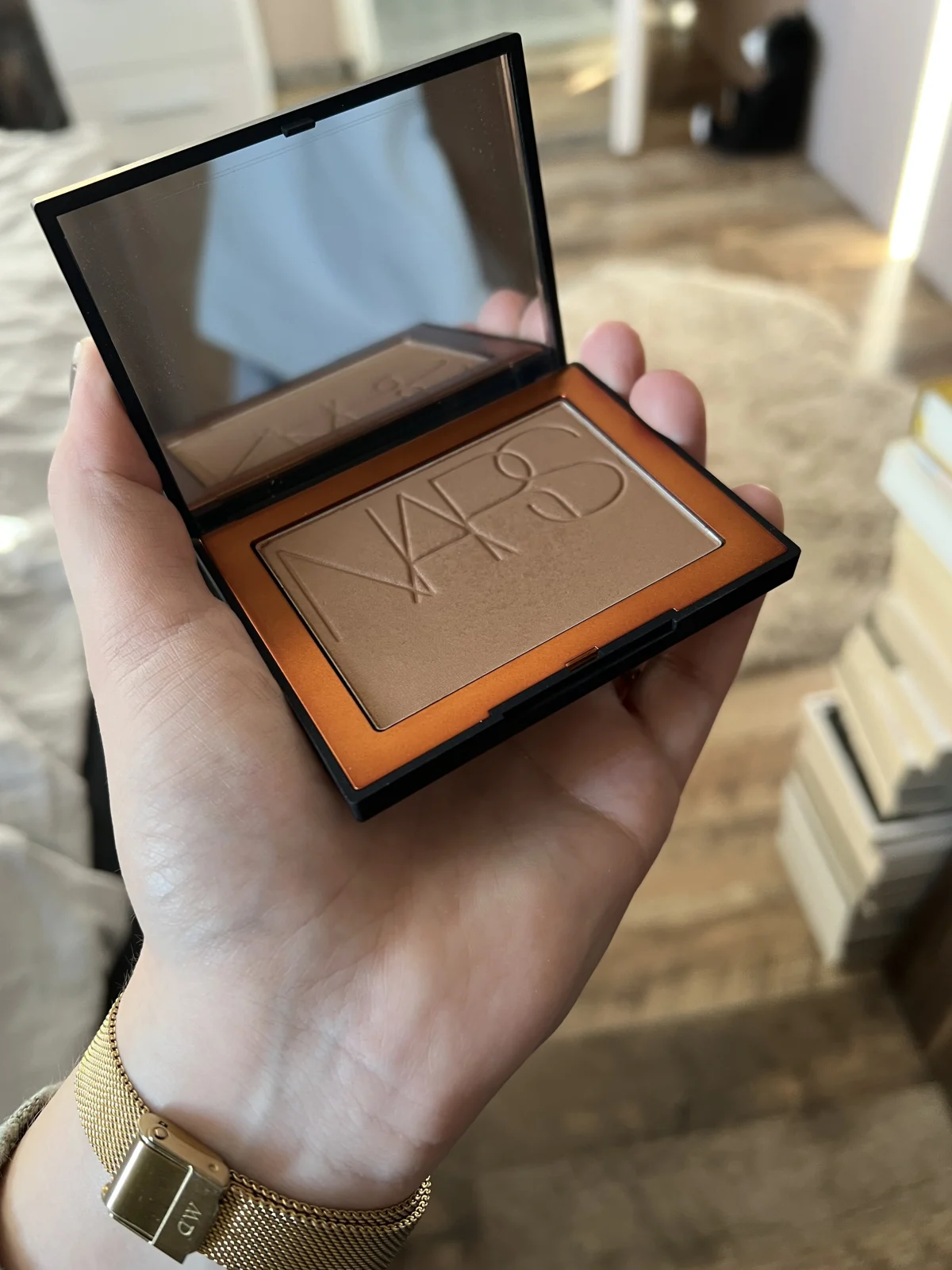 Bronzing powder - review image