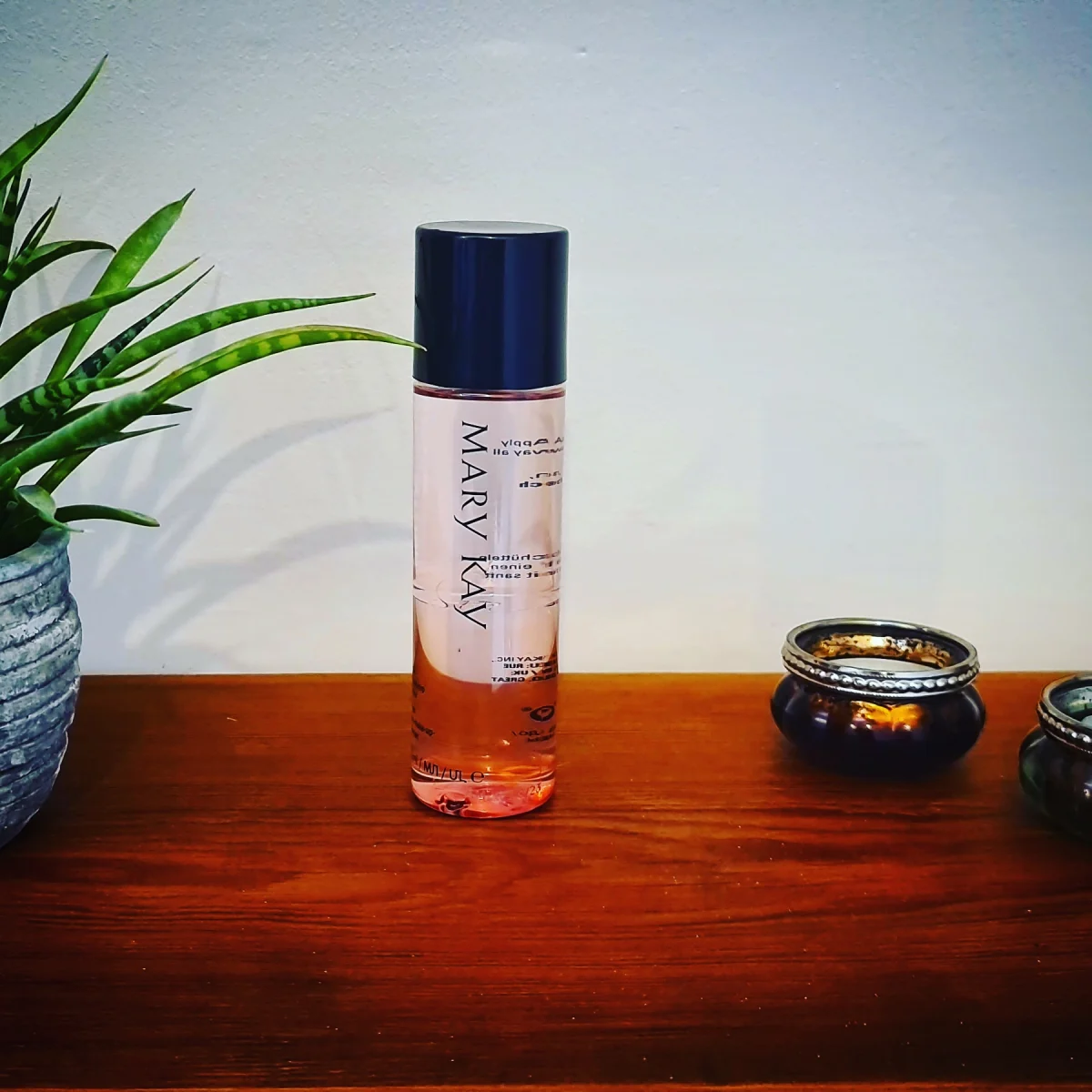 Oil-Free Eye Makeup Remover - review image