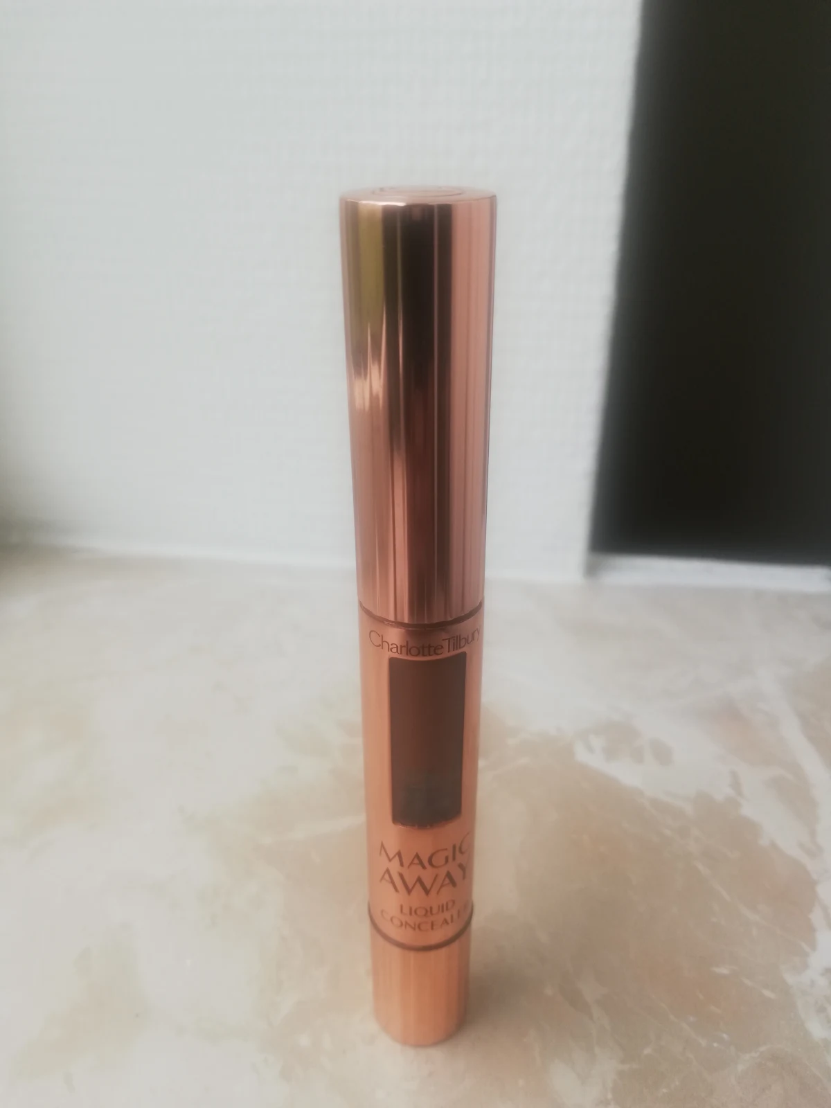 Magic Away Liquid Concealer - review image