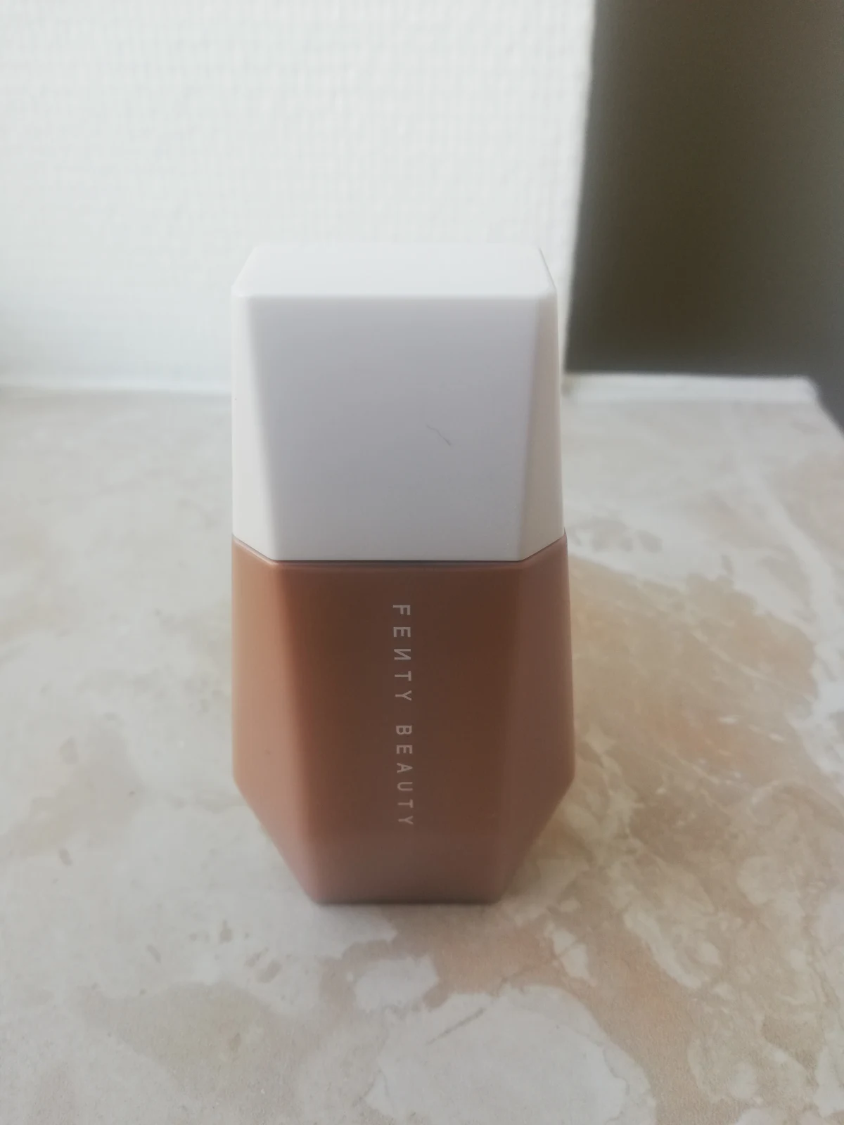 Eaze Drop Blurring Skin Tint - review image