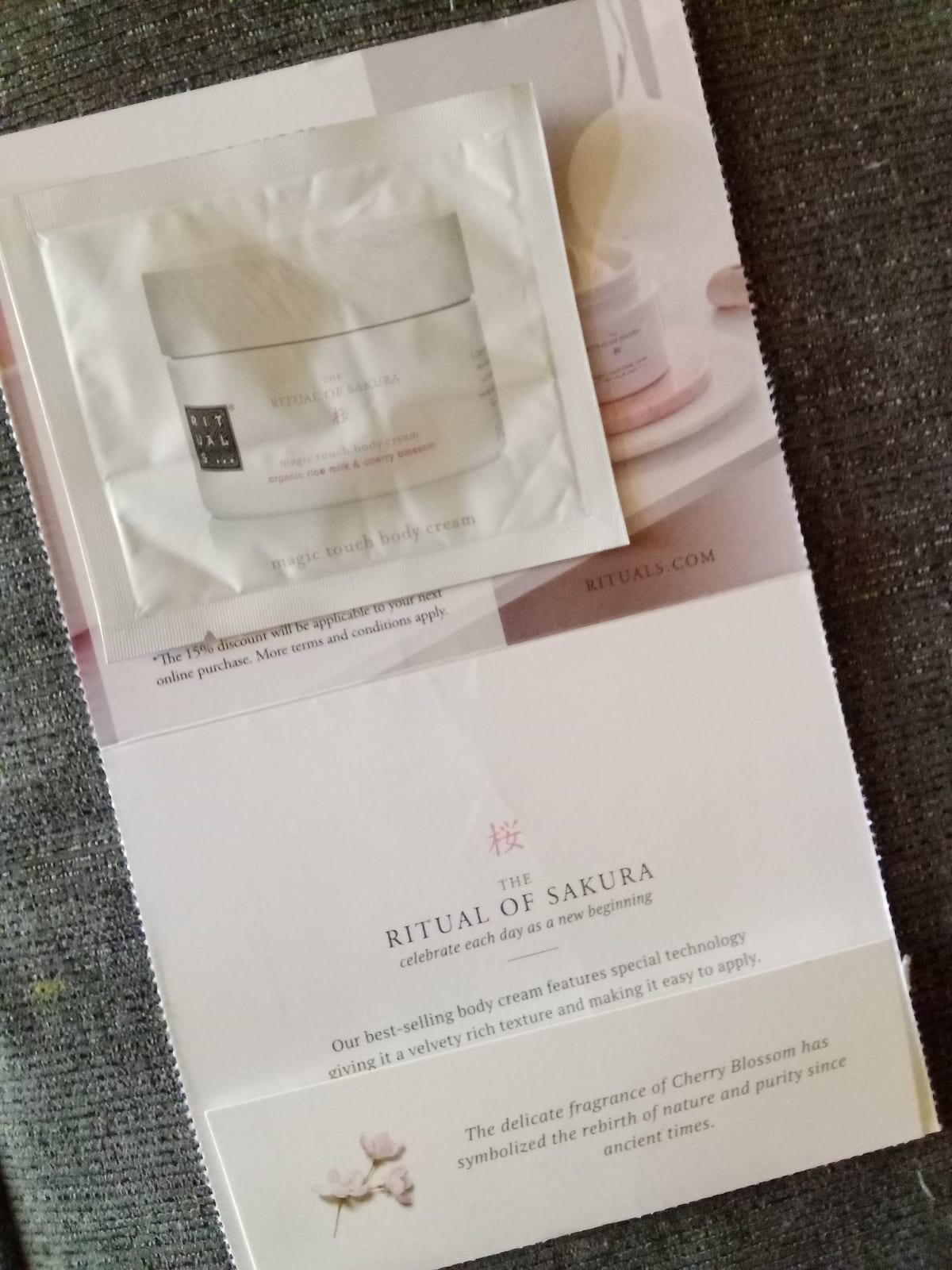 The Ritual of Sakura Body Cream - review image