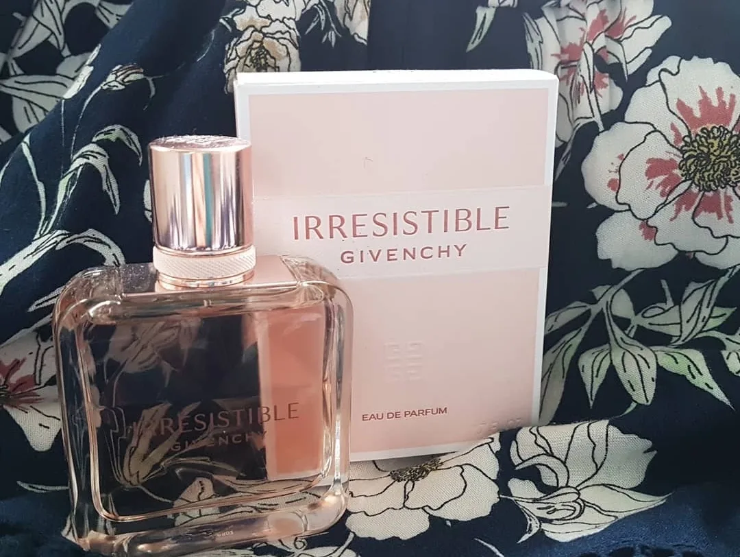 Damesparfum Givenchy IRRESISTIBLE GIVENCHY EDP EDP 50 ml - review image