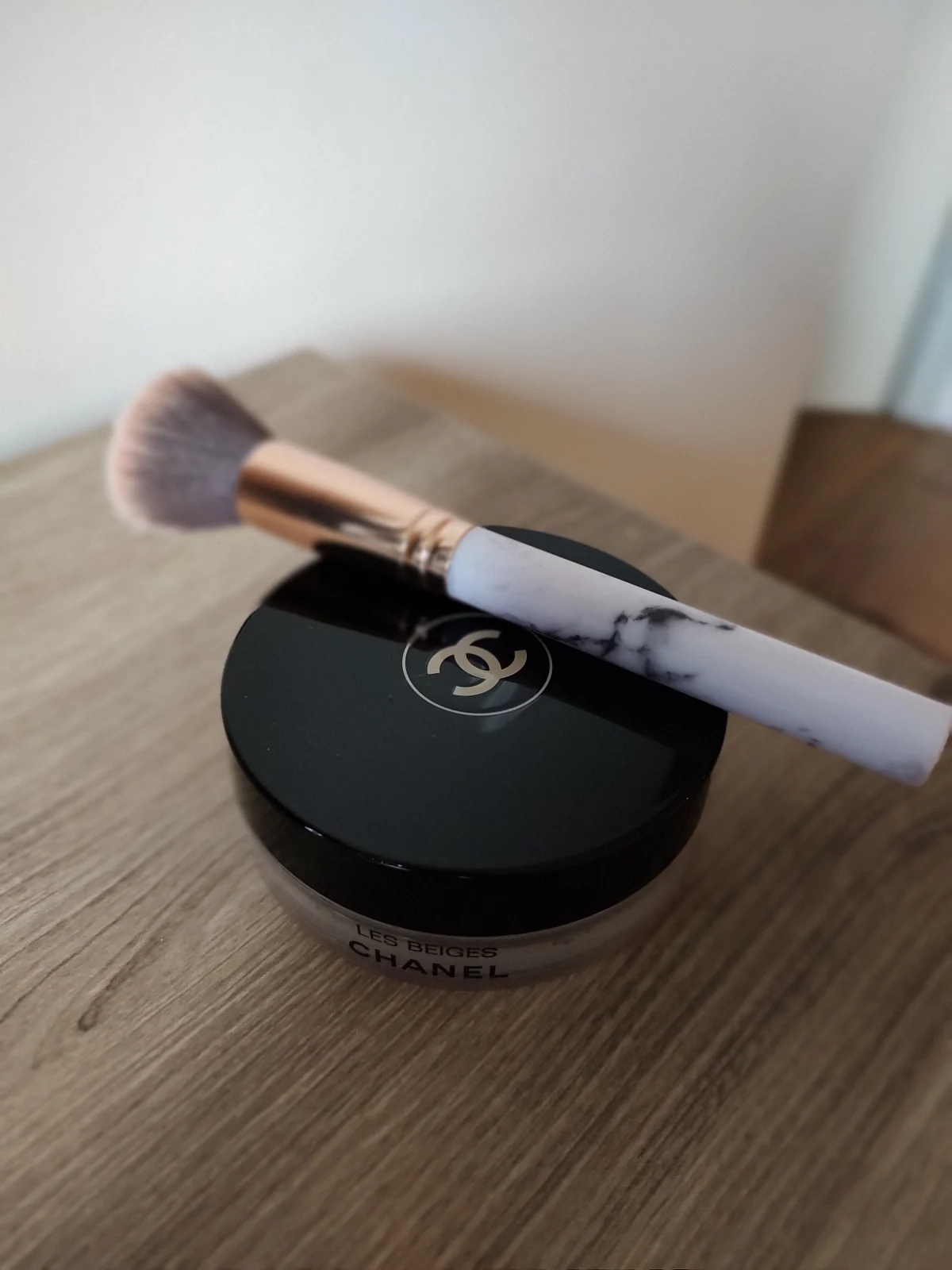 Chanel Soleil Tan De Chanel CHANEL - Soleil Tan De Chanel Universele Verfraaier Voor De Teint Voor Een Gebruind Effect - review image