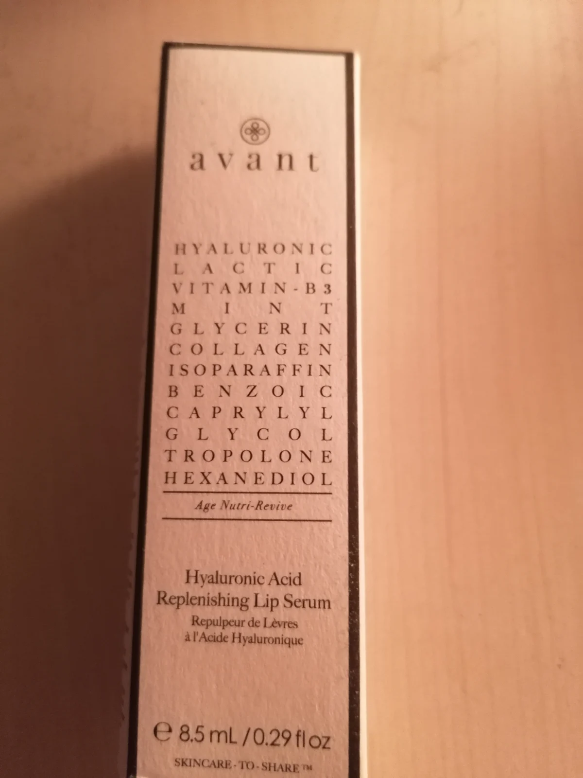 Avant Age Nutri-Revive Hyaluronic Acid Replenishing Lip Serum Oog- en lipverzorging  ml - review image