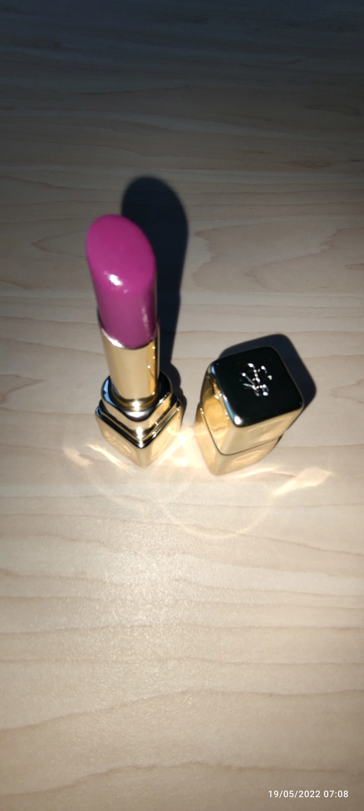 Guerlain Kiss Kiss Bee Glow Tint Balm - review image