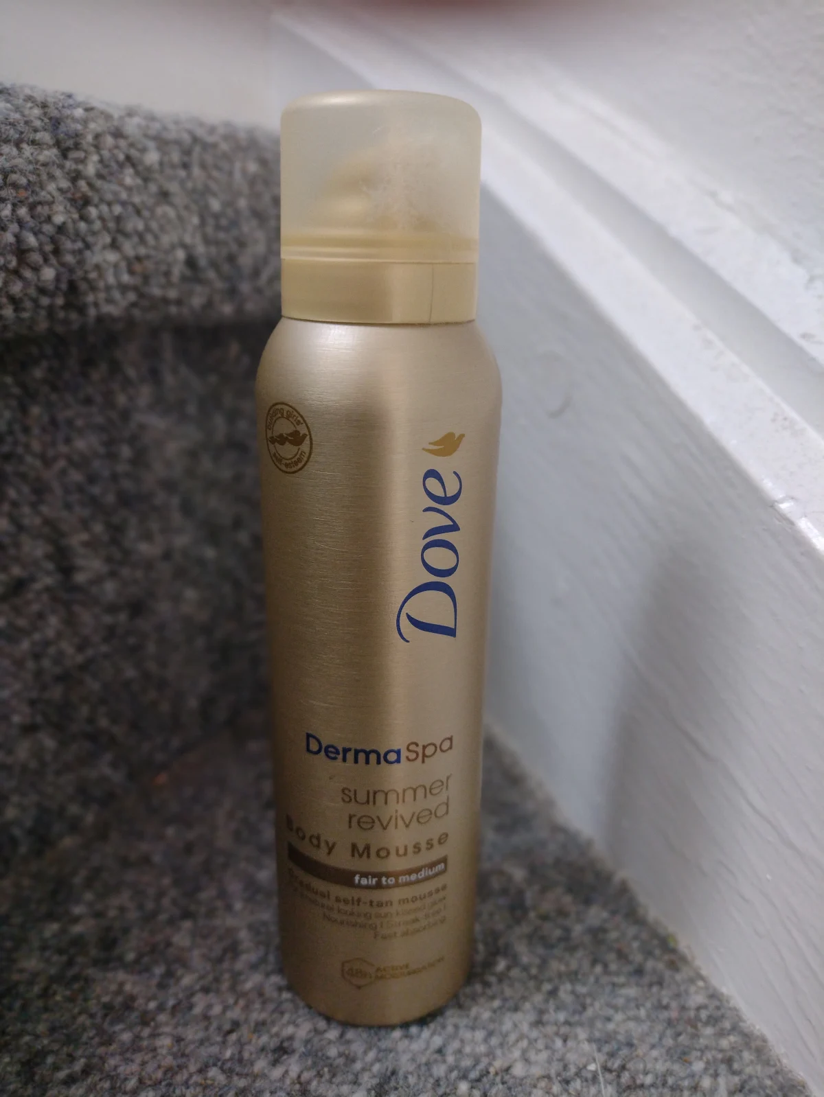 Dove Derma Spa Tanning Body Mousse - Summer Revived Dark - 6 x 150 ml - review image