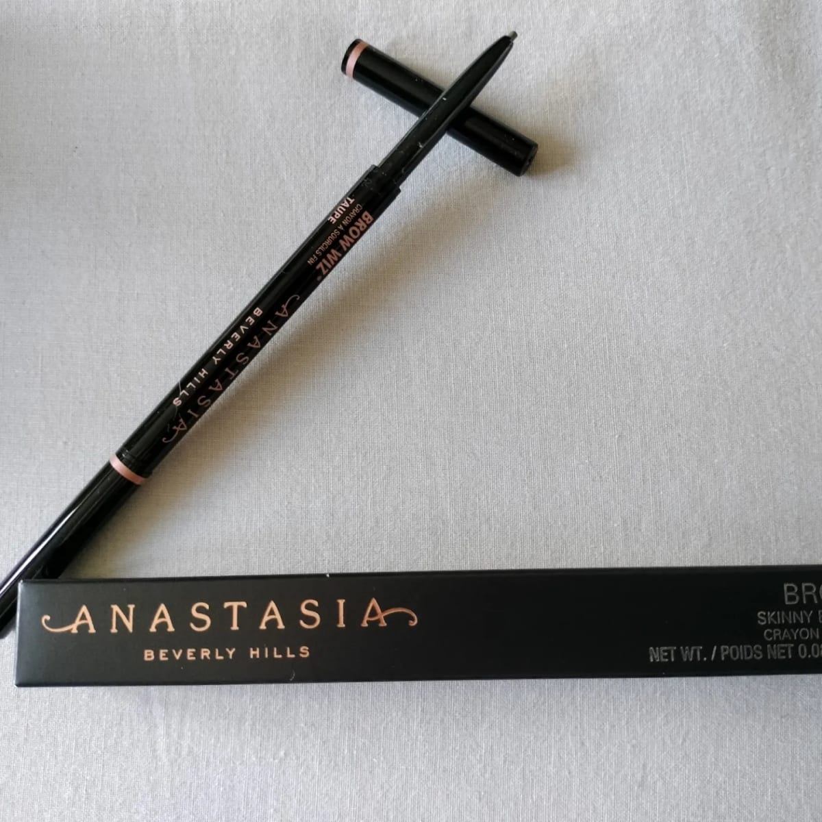 Anastasia Beverly Hills Brow Wiz - review image