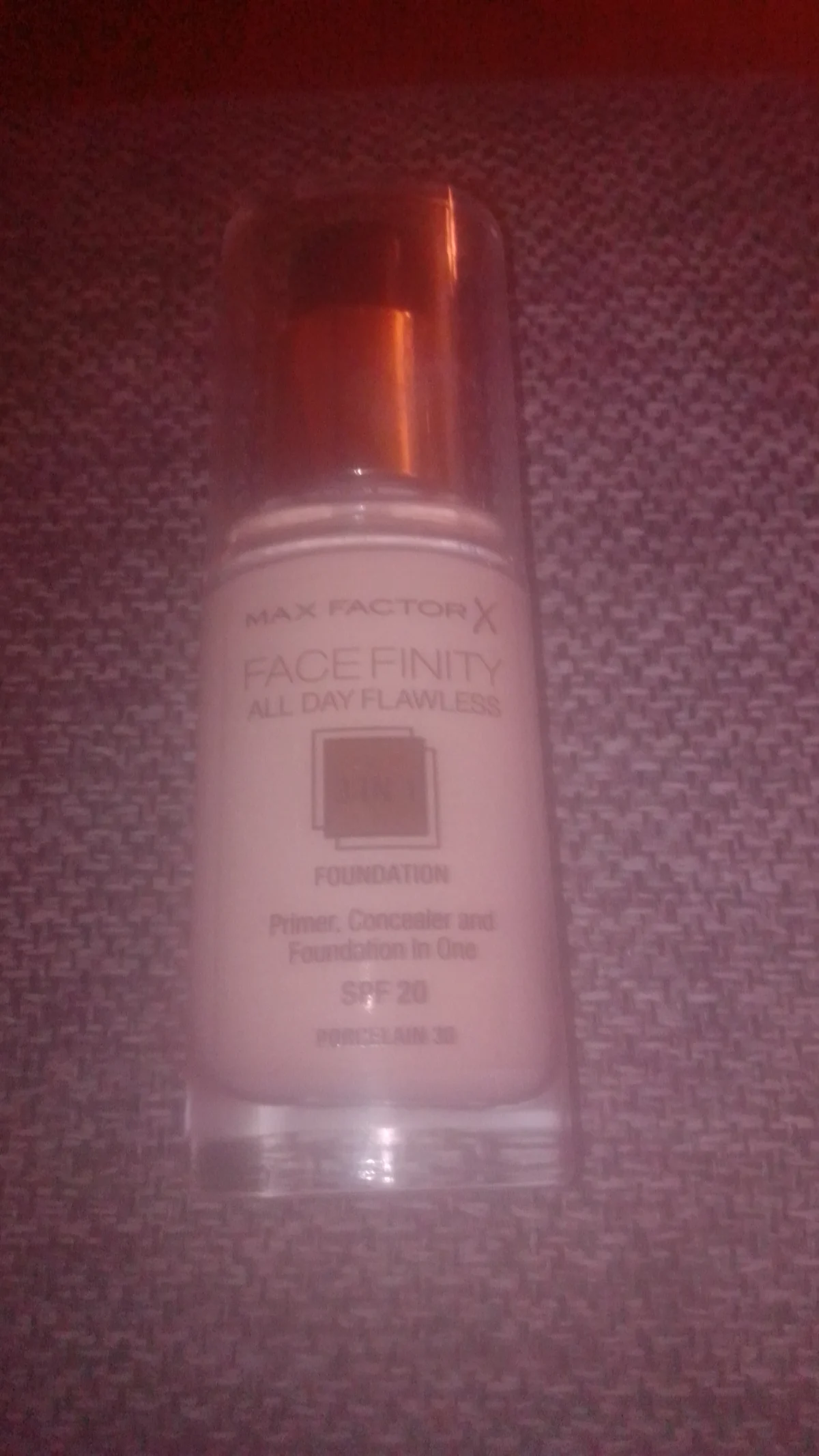 Max Factor Face Finity 3 in 1 Foundation 30ml - review image