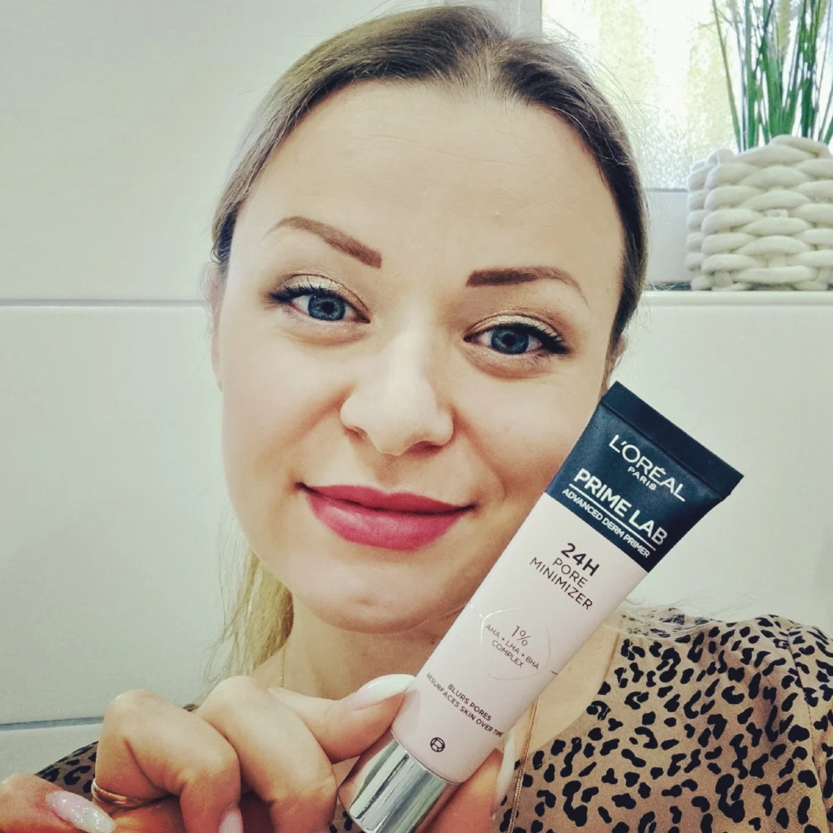 Make-up primer L'Oreal Make Up Prime Lab 24 uur (30 ml) - review image