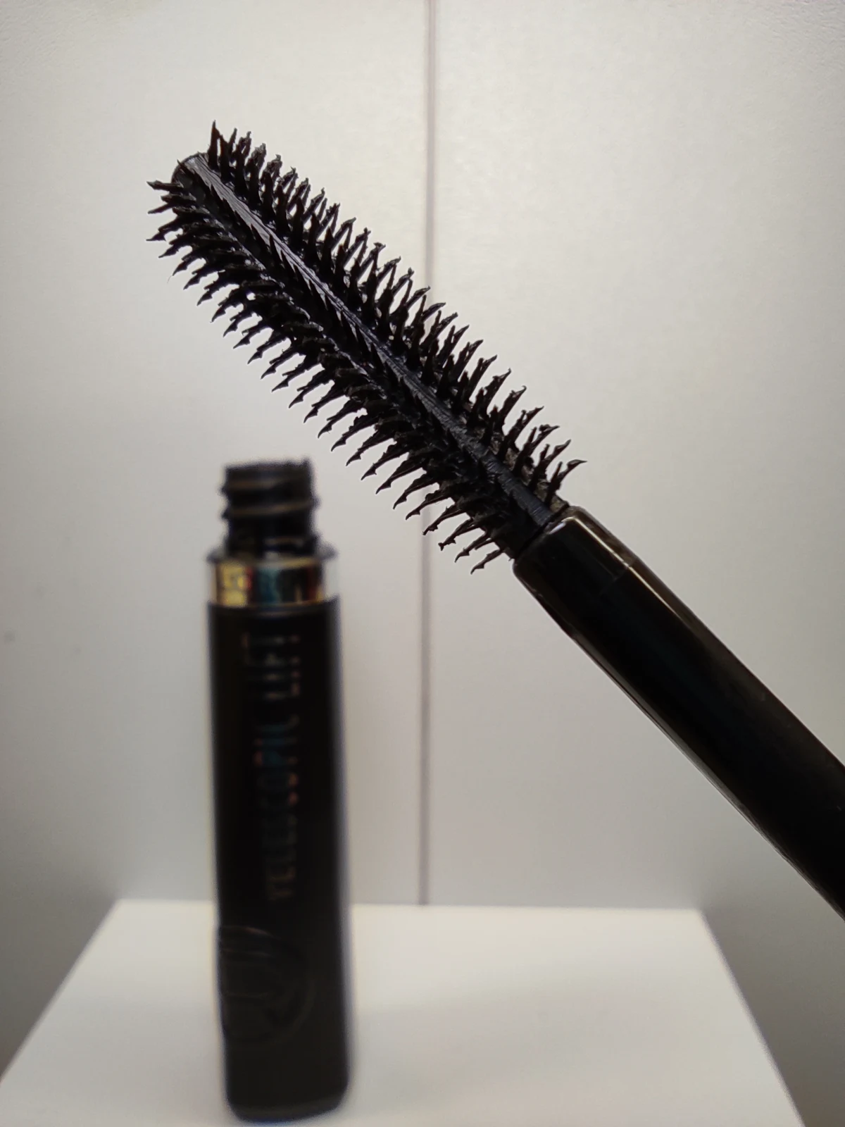 L'Oréal Paris – Telescopic Lift Mascara – Lift Extra Black - Mascara voor lange, gelifte wimpers en volume – 9,9ML - review image