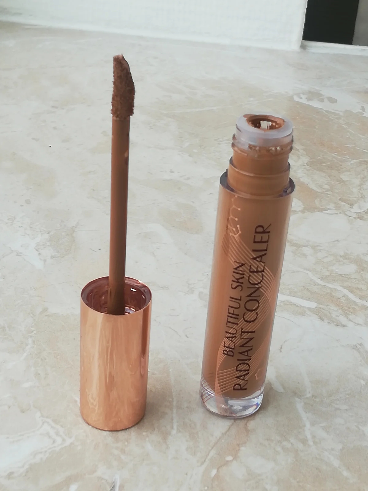 Beautiful Skin Radiant Concealer - review image