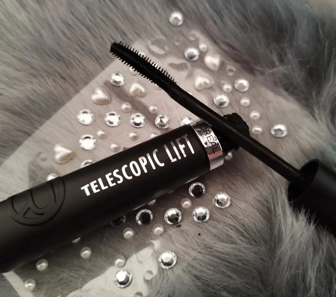 False Lash Telescopic Telescopic Lift Mascara - review image