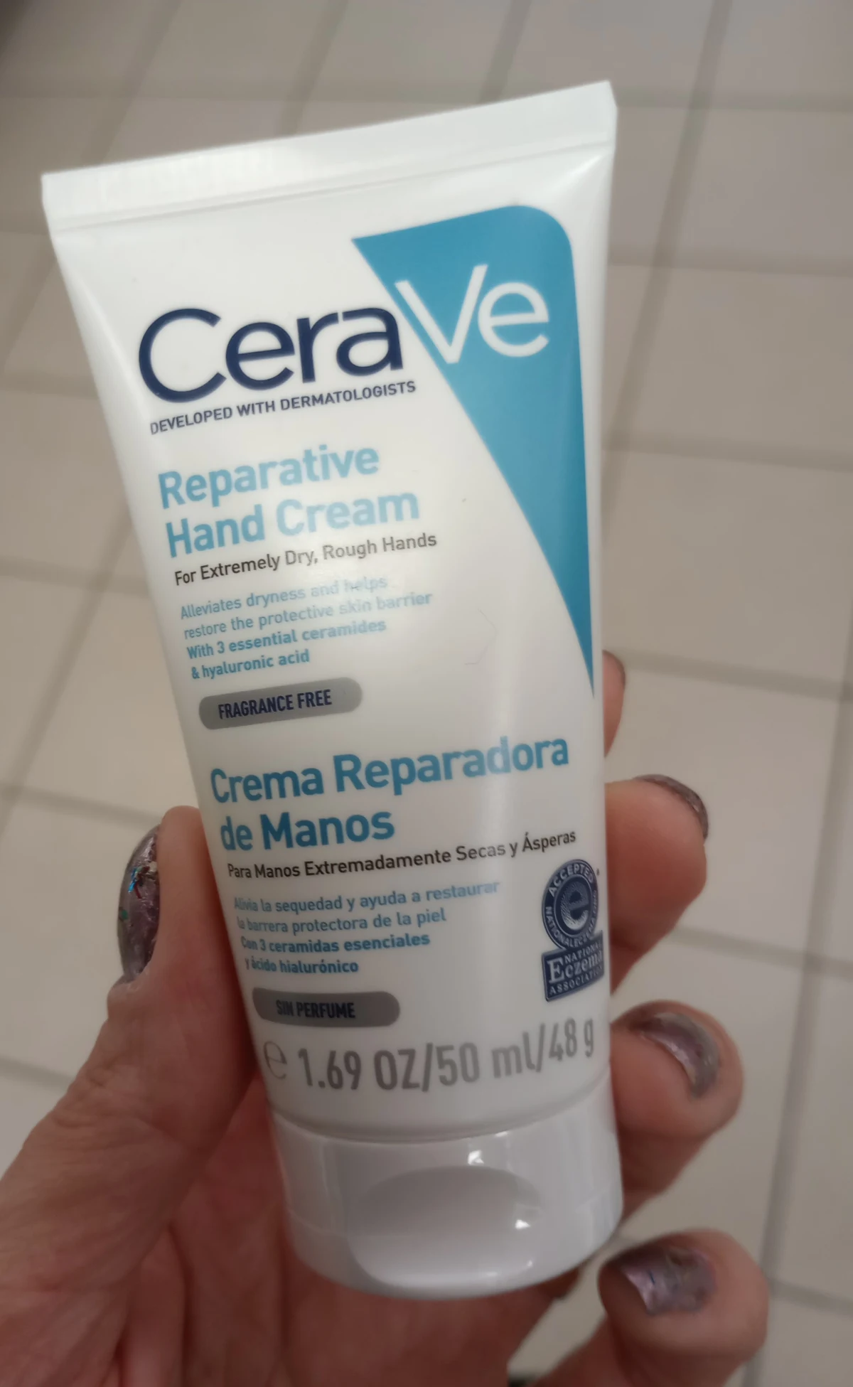 CeraVe - Reparative Handcream - Handcrème - tegen droge en ruwe handen - 50 ml - review image